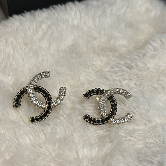Chanel CC Logo 2 Tone Earrings - Picture 7 of 8